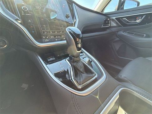 Used 2025 Subaru Outback Touring XT image 20