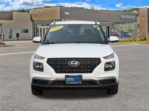 Certified 2023 Hyundai Venue SE w/ Cargo Package image 8