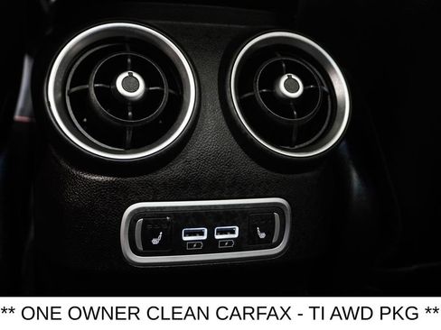 Used 2024 Alfa Romeo Giulia Ti AWD/4WD image 13