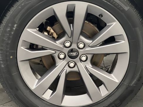 Used 2021 Ford Explorer XLT w/ Equipment Group 202A image 72