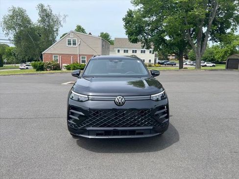 New 2026 Volkswagen Tiguan SE R-Line AWD/4WD image 8