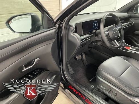 Used 2025 Hyundai Santa Cruz SEL AWD/4WD image 10