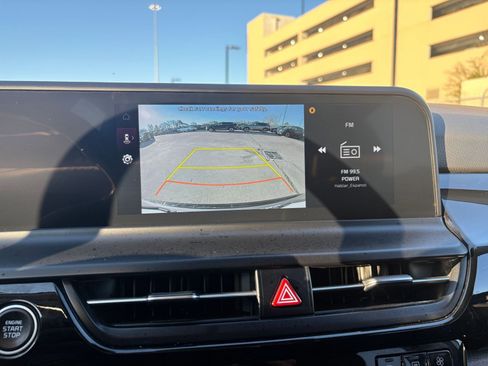 Used 2025 Kia Seltos S image 24