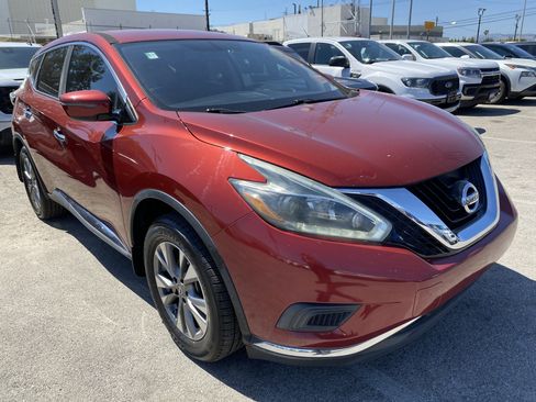 Used 2018 Nissan Murano S image 6