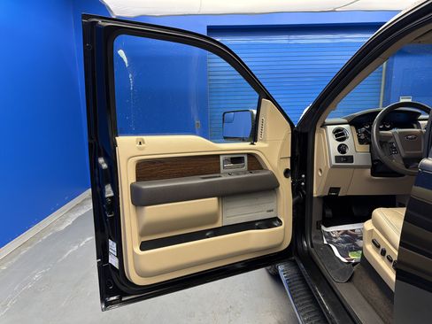 Used 2014 Ford F150 Lariat w/ Equipment Group 502A Luxury image 10