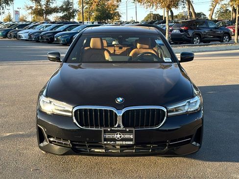 Used 2023 BMW 540i w/ Premium Package image 10