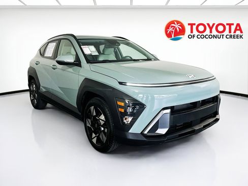 Used 2025 Hyundai Kona SEL FWD image 1