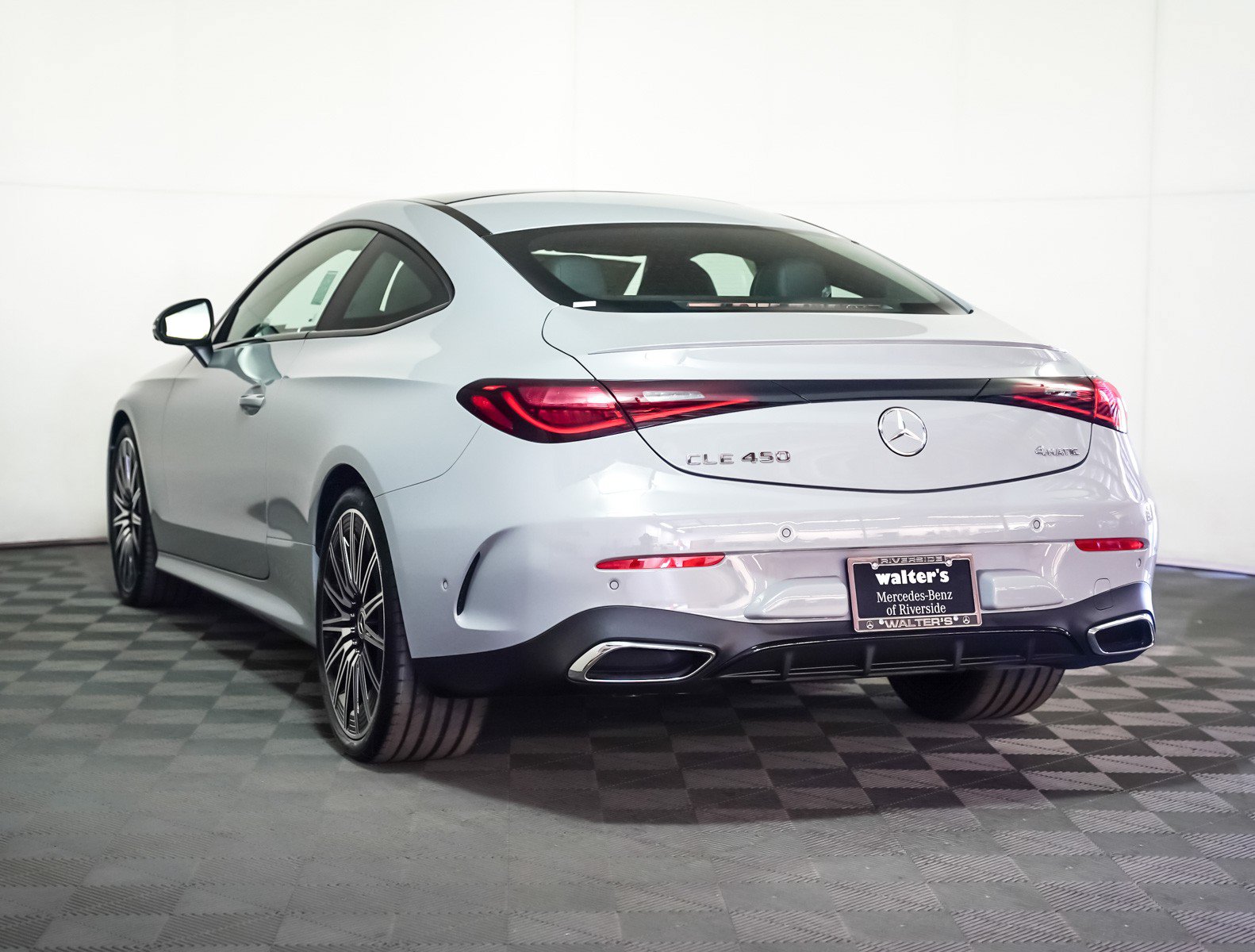 New 2026 Mercedes-Benz CLE 450 4MATIC Coupe image 2