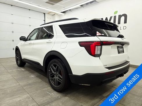 New 2026 Ford Explorer ST-Line w/ ST-Line Street Pack AWD/4WD image 3