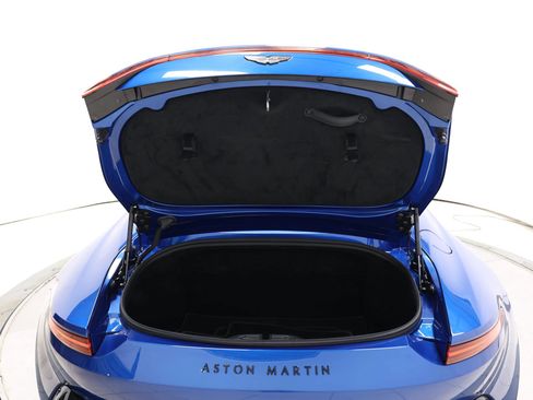 Used 2023 Aston Martin V8 Vantage Roadster RWD image 50