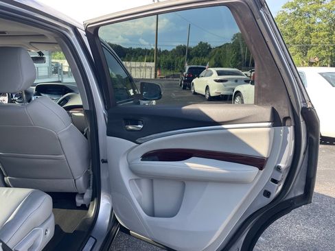 Used 2016 Acura MDX FWD image 19
