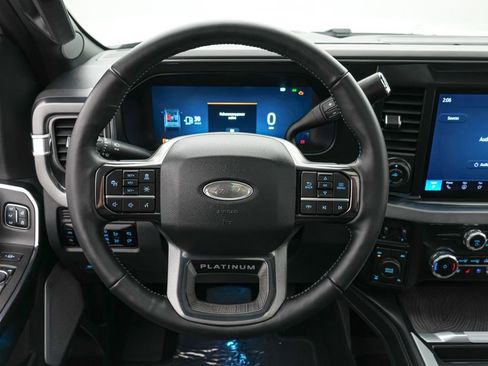 Certified 2025 Ford F250 Platinum image 17