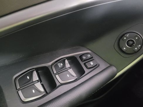 Used 2018 Hyundai Santa Fe Sport FWD image 27