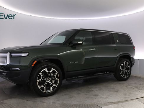 Used 2026 Rivian R1S Adventure AWD/4WD image 18