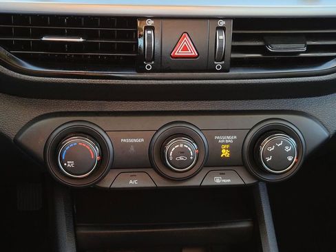 Used 2024 Kia Forte LXS w/ LXS Technology Package image 21