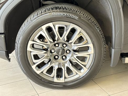 Used 2024 GMC Sierra 1500 Denali Ultimate image 26