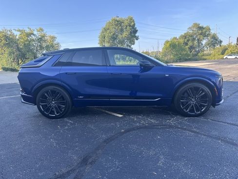 New 2026 Cadillac Lyriq V w/ LPO, Floor Liner Package image 4