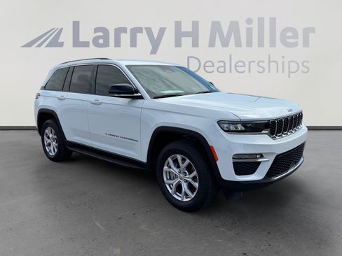 Used 2022 Jeep Grand Cherokee Limited AWD/4WD image 7