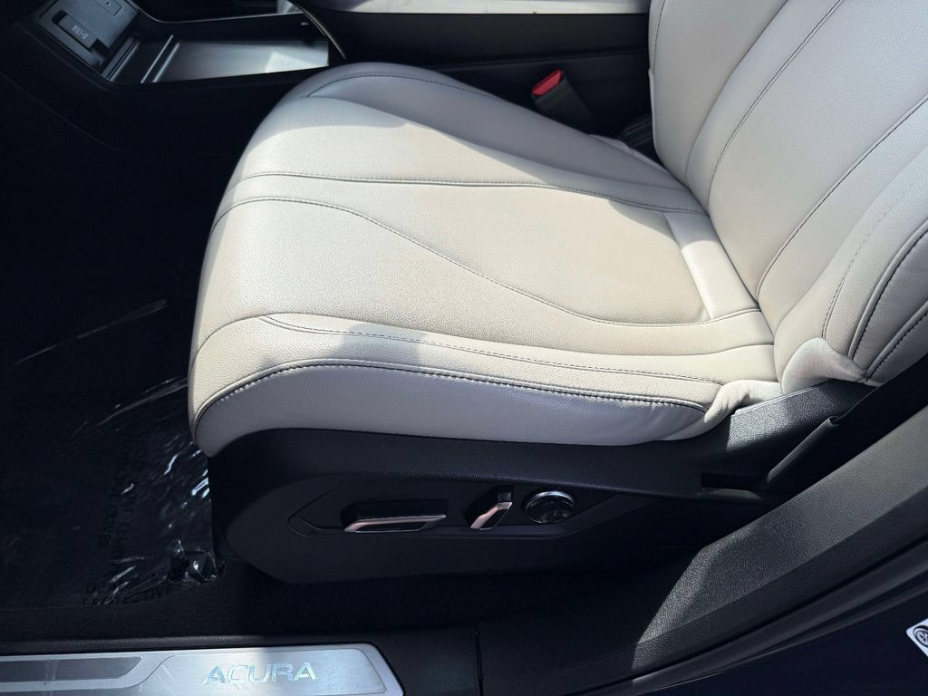 Certified 2025 Acura RDX SH-AWD image 14