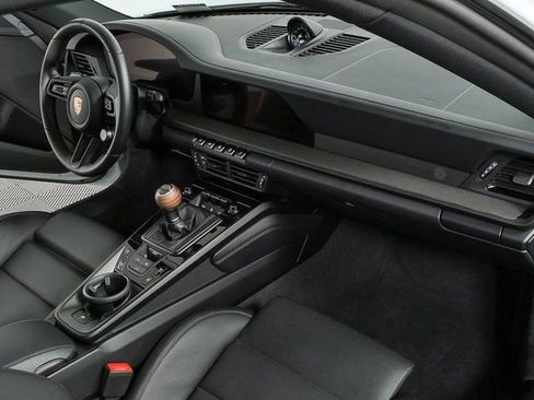 Certified 2026 Porsche 911 Carrera T image 21