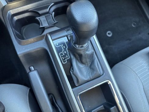 Used 2018 Toyota Tacoma SR5 image 23