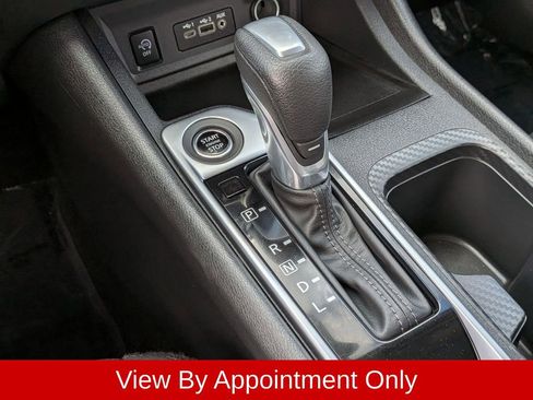 Used 2025 Nissan Sentra SV FWD image 18