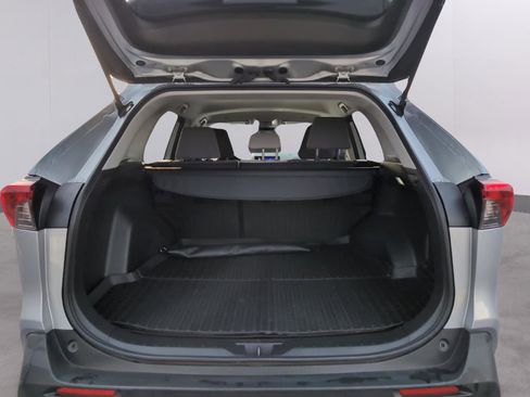 Used 2024 Toyota RAV4 XLE image 9