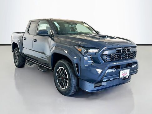New 2026 Toyota Tacoma TRD Sport RWD image 3
