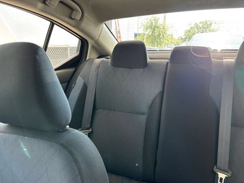 Used 2025 Nissan Versa SV FWD image 39