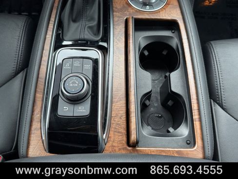 Used 2024 Nissan Armada SL w/ Captain's Chairs Package AWD/4WD image 23
