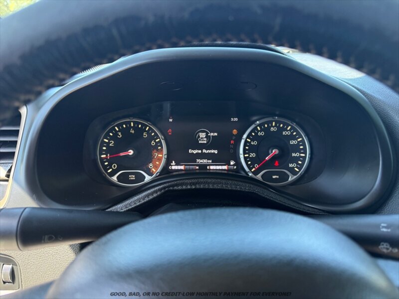 Used 2016 Jeep Renegade Limited AWD/4WD image 12