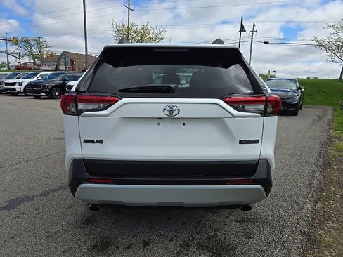 Used 2024 Toyota RAV4 Adventure image 4