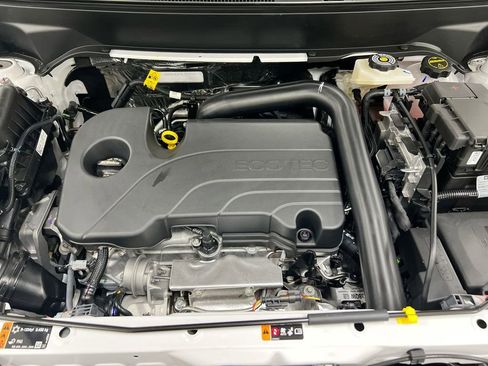 Used 2024 Chevrolet Equinox LS image 24