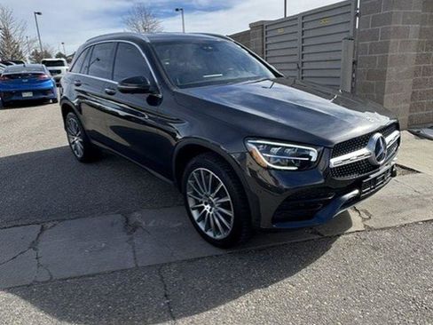 Used 2022 Mercedes-Benz GLC 300 4MATIC image 1