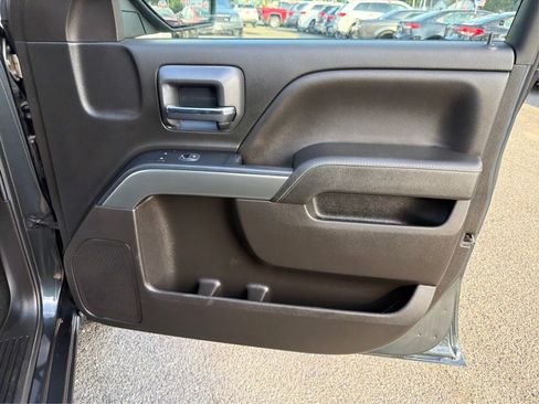 Used 2018 Chevrolet Silverado 1500 LT w/ All Star Edition AWD/4WD image 23