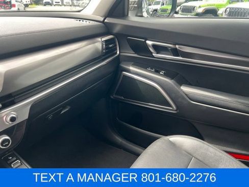 Used 2023 Kia Telluride S w/ S Sunroof Package AWD/4WD image 27