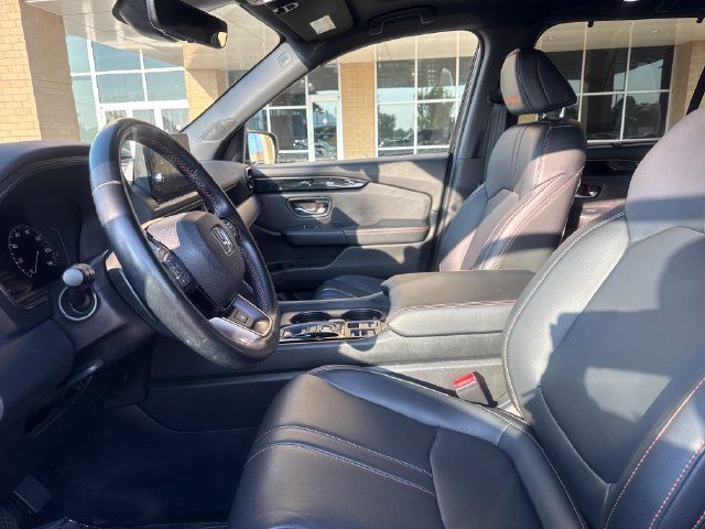Used 2024 Honda Pilot TrailSport image 8