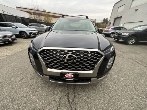 Used 2022 Hyundai Palisade Calligraphy image 9