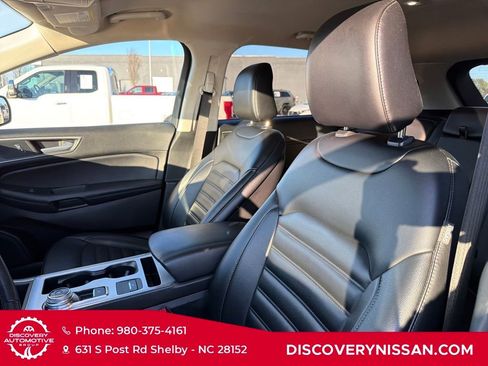 Used 2022 Ford Edge SEL image 15