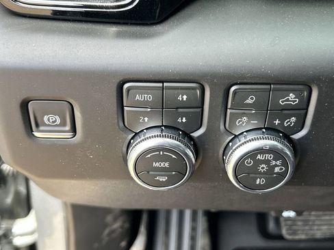 New 2026 GMC Sierra 1500 AT4X AWD/4WD image 18