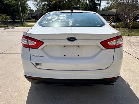 Used 2013 Ford Fusion S FWD image 6