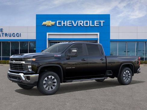 New 2026 Chevrolet Silverado 2500 LT image 2