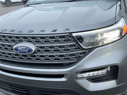 Used 2023 Ford Explorer XLT w/ Equipment Group 202A image 11