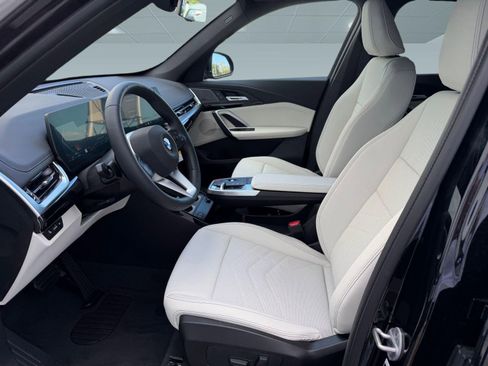 New 2026 BMW X1 xDrive28i w/ Convenience Package AWD/4WD image 5