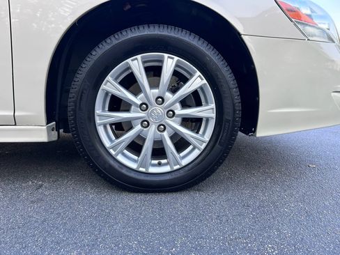 Used 2011 Buick Lucerne CX FWD image 15