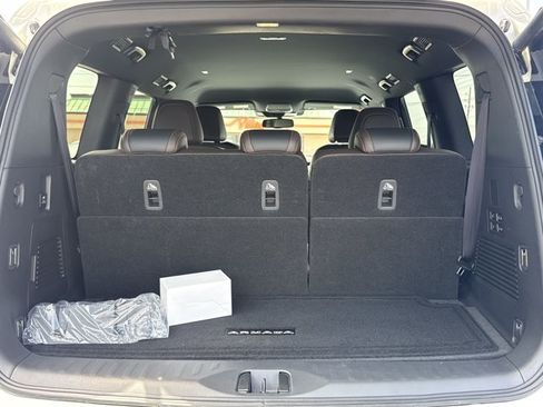 Certified 2026 Nissan Armada SL w/ Captain's Chari Seat Package AWD/4WD image 12