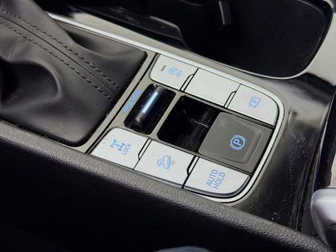 Used 2023 Hyundai Tucson SE image 29