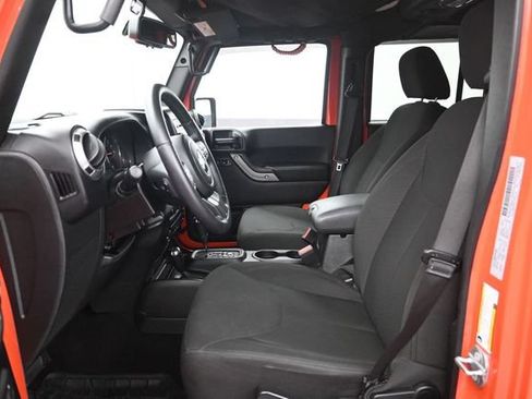 Used 2015 Jeep Wrangler Unlimited Sport w/ Quick Order Package 24S AWD/4WD image 9