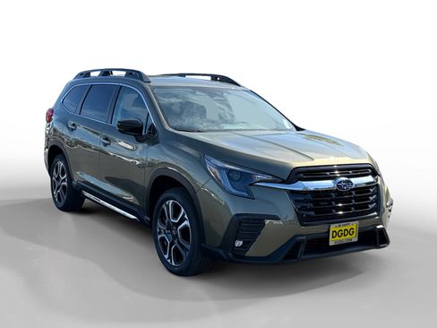 New 2026 Subaru Ascent Limited image 7