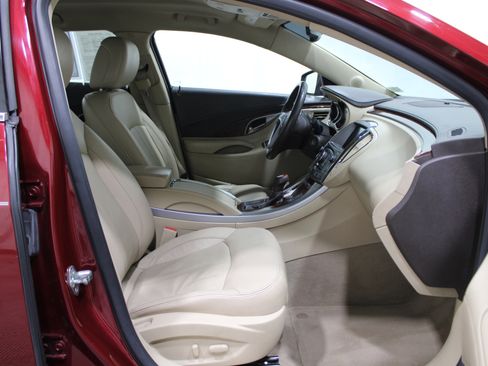 Used 2011 Buick LaCrosse CXL w/ Driver Confidence Package image 29